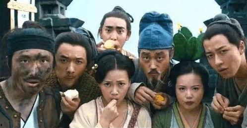 穿越当吃瓜群众的电视剧,跟随主角见证娱乐圈风云变幻